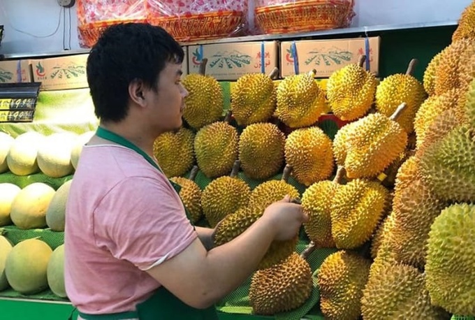 Vietnamese durian fever in China